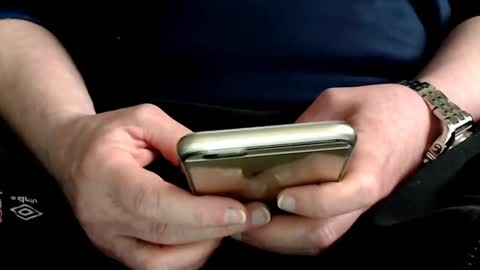 Snapshot of the1pocketrocket chatting on 01.11.25 the1pocketrocket online show from 01.11.25