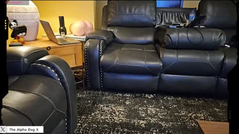 Snapshot of the_alpha_dog_xxx chatting on 01.10.25 the_alpha_dog_xxx online show from 01.10.25