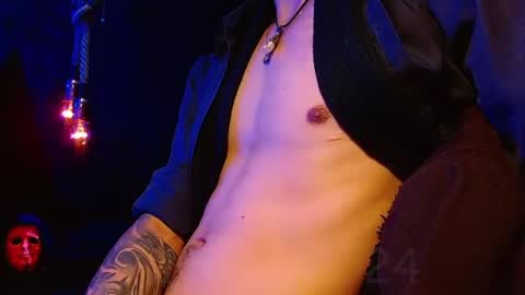 GIORGGIO online show from 12.18.24