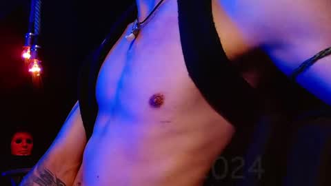 GIORGGIO online show from 12.19.24