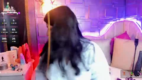 Snapshot of the_cat_girl_ chatting on 12.18.24 i am Cat online show from 12.18.24