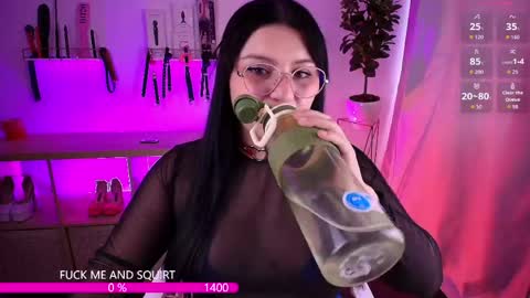 Snapshot of the_cat_girl_ chatting on 05.06.26 i am Cat online show from 05.06.26