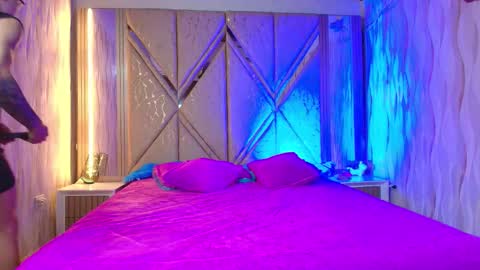 Ithan and Leo online show from 10.16.25