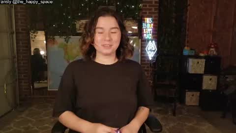 Snapshot of the_happy_space chatting on 07.19.26 MATERNITY LEAVE online show from 07.19.26