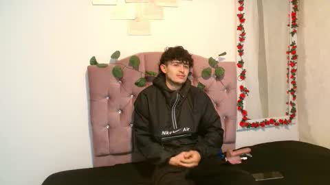 Snapshot of the_jonnes09 chatting on 01.09.26 the_jonnes09 online show from 01.09.26