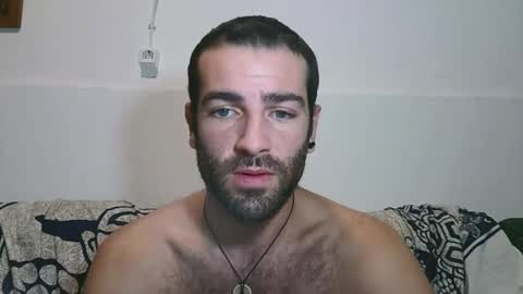 Snapshot of the_nomad_show chatting on 01.07.25 T online show from 01.07.25