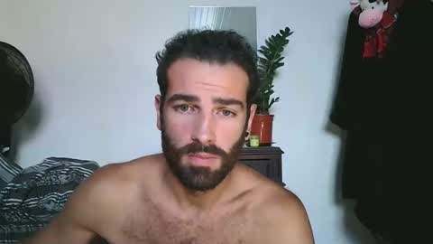 Snapshot of the_nomad_show chatting on 09.28.25 T online show from 09.28.25