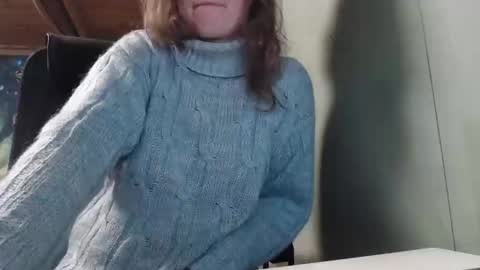 Snapshot of the_prettywondder chatting on 03.03.25 Ekye online show from 03.03.25