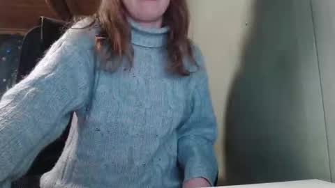 Snapshot of the_prettywondder chatting on 03.04.25 Ekye online show from 03.04.25