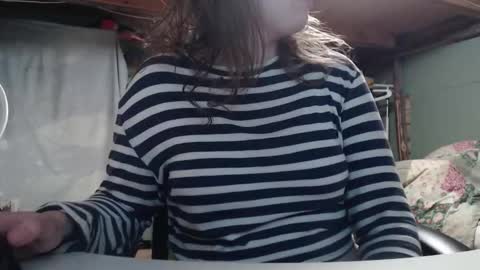 Ekye online show from 11.25.25