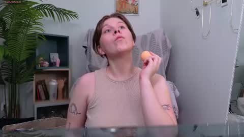 Snapshot of the_virg1n_marie chatting on 06.28.26 The Rosemarie I Wed FriSun 1 AM 9 AM EDT online show from 06.28.26