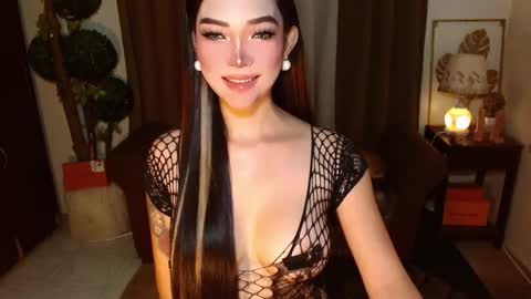thea_whong online show from 03.28.26