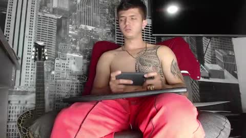 Snapshot of theangelmiguel chatting on 12.16.24 Miguel Angel online show from 12.16.24