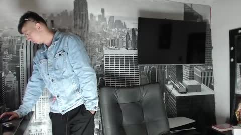 Snapshot of theangelmiguel chatting on 01.15.25 Miguel Angel online show from 01.15.25