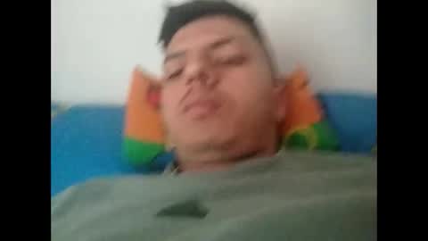 Snapshot of theangelmiguel chatting on 10.12.25 Miguel Angel online show from 10.12.25