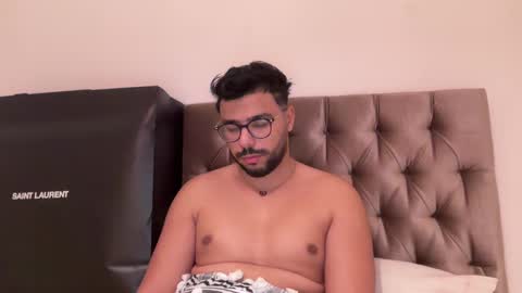 Snapshot of thearabboy98 chatting on 01.22.25 thearabboy98 online show from 01.22.25