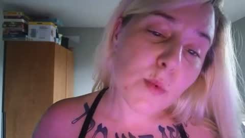 Snapshot of theauroramae chatting on 07.04.26 theauroramae - online show from 07.04.26