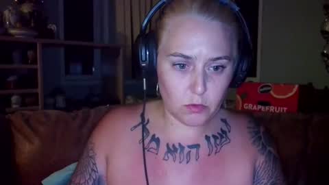 Snapshot of theauroramae chatting on 07.07.26 theauroramae - online show from 07.07.26