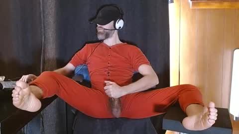 Blue and Red online show from 01.12.25