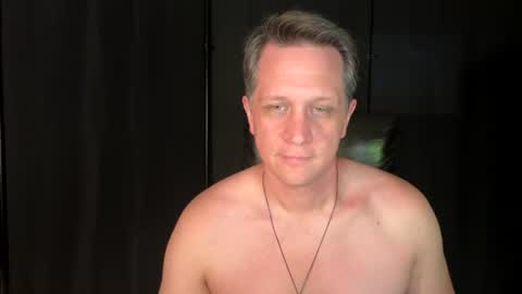 Snapshot of thebatandthecat10 chatting on 06.22.26 ISABELLA or MATT online show from 06.22.26