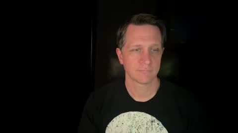 Snapshot of thebatandthecat10 chatting on 06.26.26 ISABELLA or MATT online show from 06.26.26
