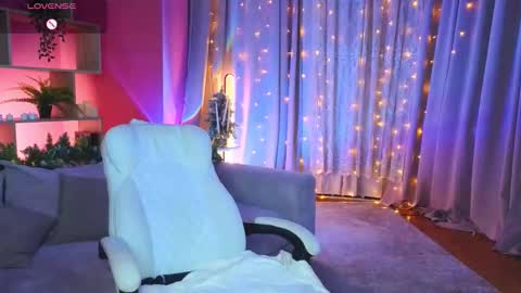 Lucy online show from 12.19.25