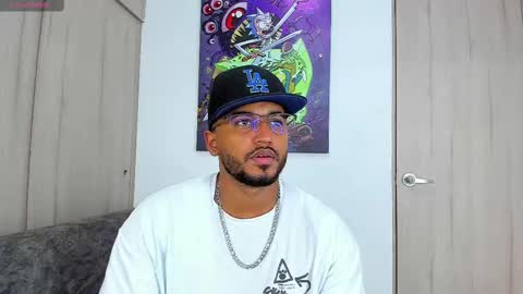 Snapshot of theblack_frank chatting on 03.08.25 theblack_frank online show from 03.08.25