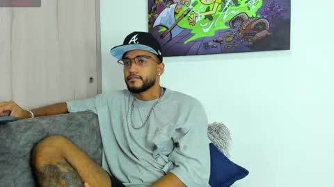 Snapshot of theblack_frank chatting on 12.19.25 theblack_frank online show from 12.19.25