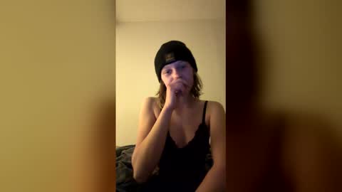 Snapshot of theborderline14 chatting on 02.21.26 theborderline14 online show from 02.21.26