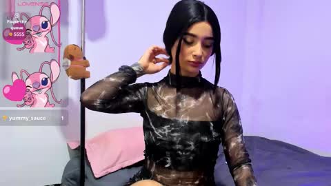 TheChicaNextDoor  online show from 12.22.25