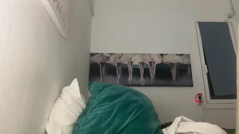 Snapshot of thecontcobracock24cm chatting on 02.14.25 thecontcobracock24cm online show from 02.14.25