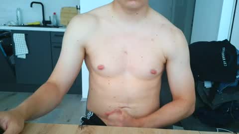 Snapshot of thecuteguy144949 chatting on 06.14.26 thecuteguy144949 online show from 06.14.26
