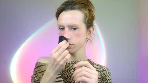 Yolanda online show from 02.06.25