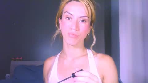 Snapshot of thedollxxxperience chatting on 04.20.26 Yolanda online show from 04.20.26