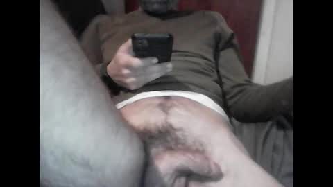 Snapshot of thedudnextdoor chatting on 03.11.25 thedudnextdoor online show from 03.11.25