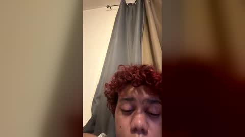 Snapshot of thee_baddie chatting on 04.08.26 Demon princess online show from 04.08.26