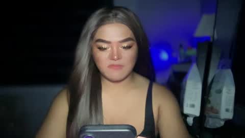 Snapshot of theenchantress_xxx chatting on 11.04.25 theenchantress_xxx online show from 11.04.25