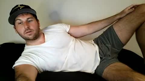 Snapshot of theetwohander chatting on 07.05.26 Theetwohander online show from 07.05.26