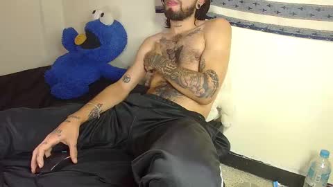 independent Model online show from 02.05.25