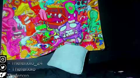 independent Model online show from 04.14.26