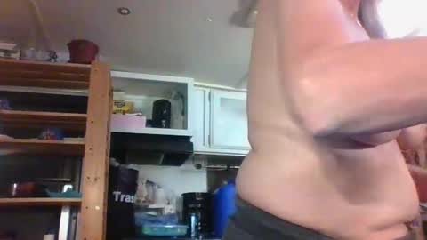 Snapshot of thegardenho chatting on 03.01.25 Riki Plant online show from 03.01.25