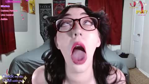 TheGothMilf online show from 01.12.25