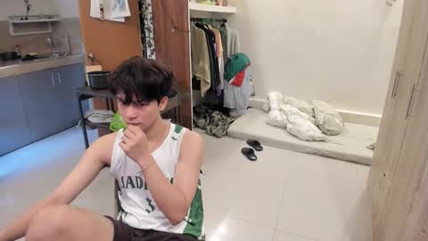 Green online show from 10.29.25