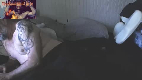 Snapshot of thehelljeje chatting on 05.28.26 thehelljeje online show from 05.28.26
