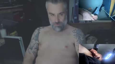 Snapshot of thehelljeje chatting on 06.05.26 thehelljeje online show from 06.05.26
