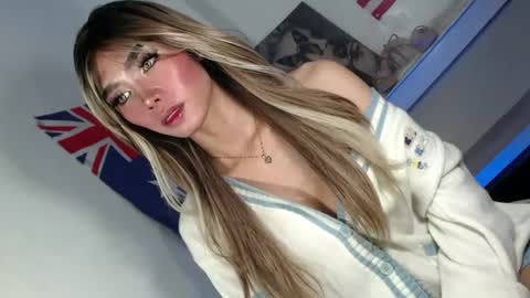 Snapshot of thehornygirl_laisa chatting on 06.17.26 laisa online show from 06.17.26