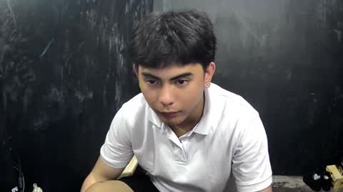 Snapshot of thehugecomeback chatting on 02.13.25 Xerxis online show from 02.13.25