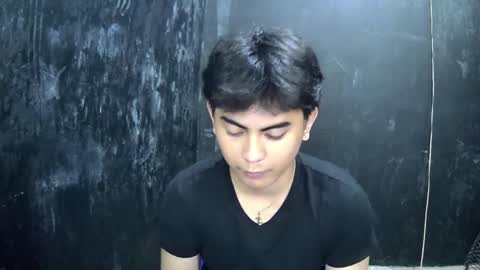 Snapshot of thehugecomeback chatting on 02.27.25 Xerxis online show from 02.27.25