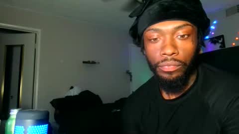 Snapshot of theinceptioncouple444 chatting on 10.27.25 IXMCOUPLE444 online show from 10.27.25