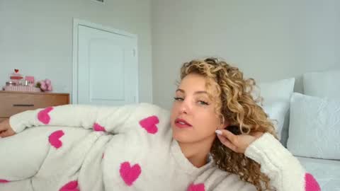 Lily Marie online show from 01.10.25